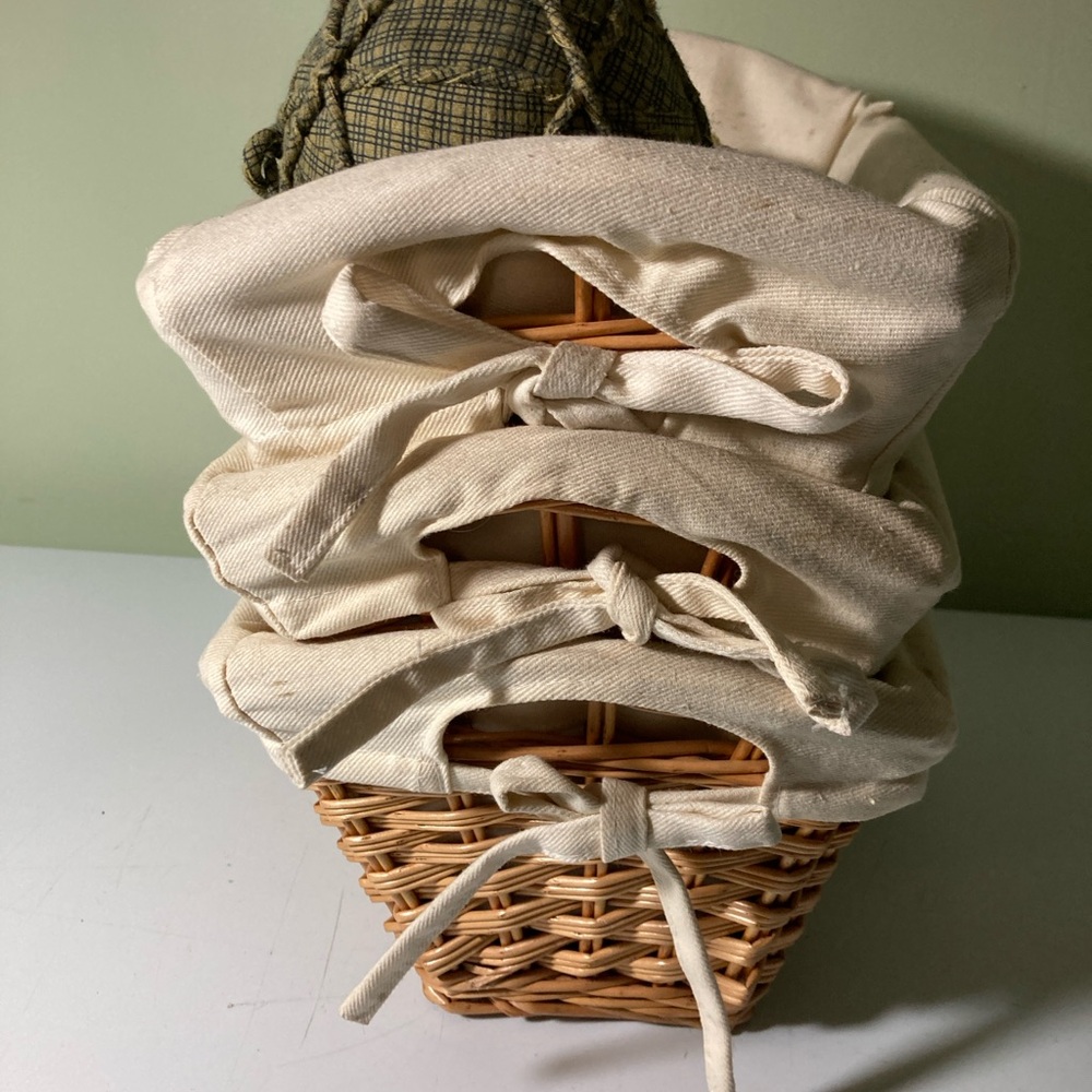 Woven Storage Baskets with Cream Lining - Picture 4 of 5